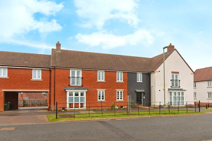 2 Bedroom Flat For Sale In Dollery Way, Basingstoke, Hampshire, RG24