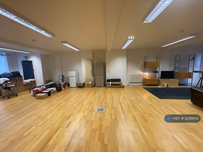 1 Bedroom Flat To Rent In Marble House, London, SE5