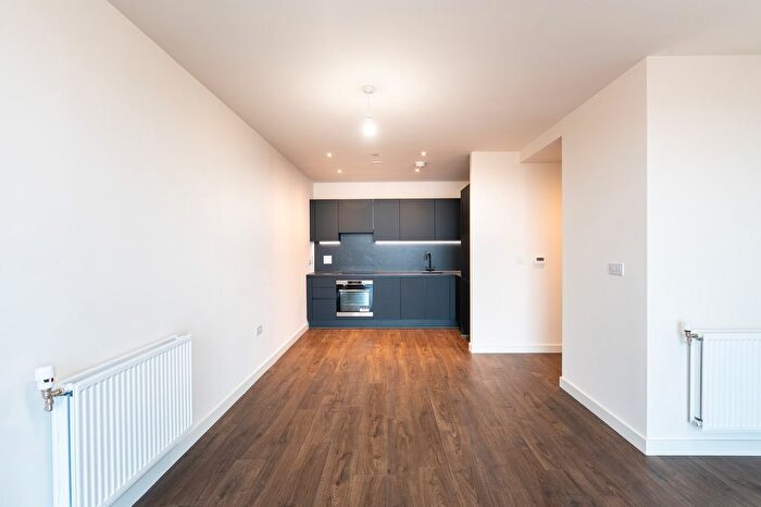 1 Bedroom Flat To Rent In Eastman Road, Harrow, HA1