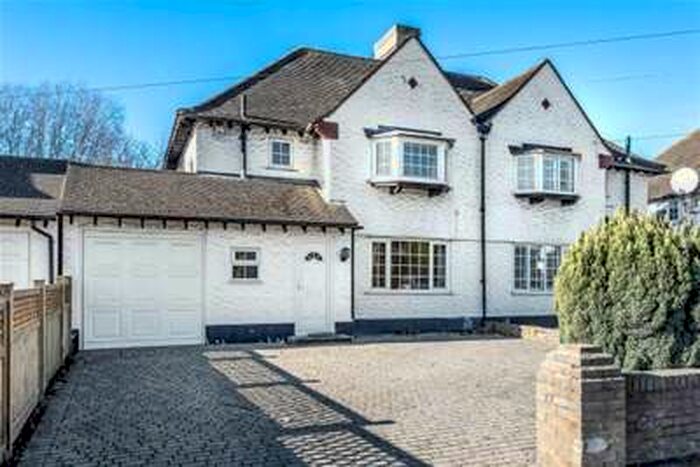 3 Bedroom Semi-Detached House To Rent In Fairway, Petts Wood, BR5