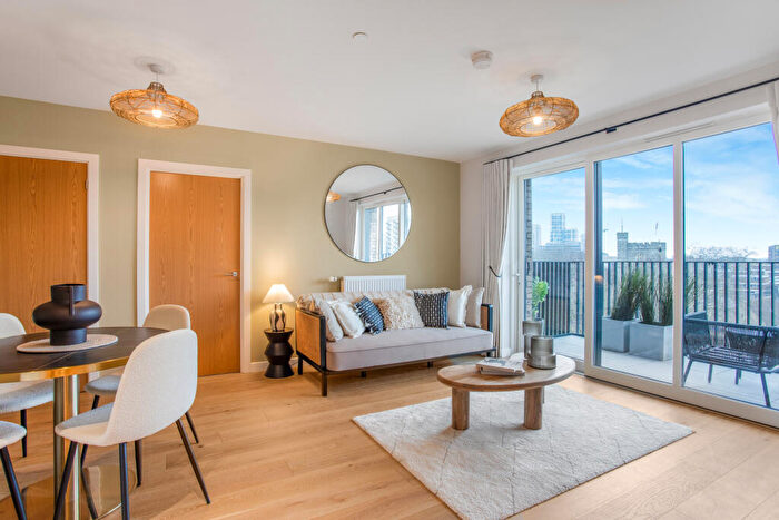 2 Bedroom Apartment For Sale In Abbey Wharf, Abbey Road, Barking, London, IG11