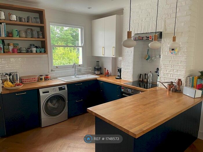 2 Bedroom Flat To Rent In Trinder Road, London, N19