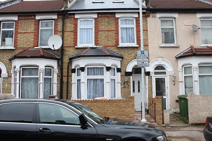 5 Bedroom Property For Sale In Thorpe Road, London, E6