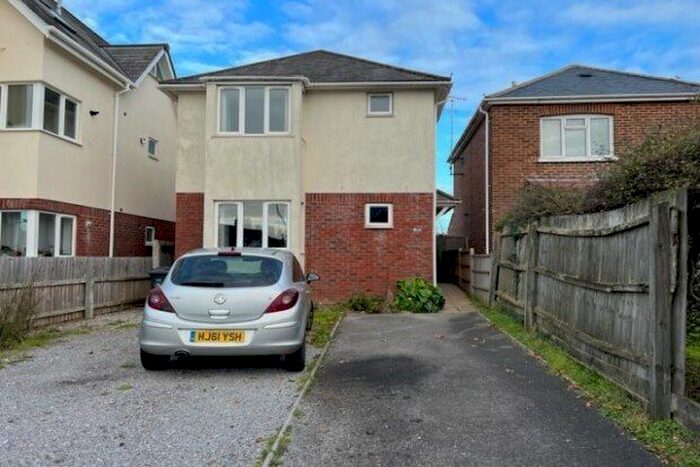 3 Bedroom Detached House To Rent In Garland Road, Poole, BH15