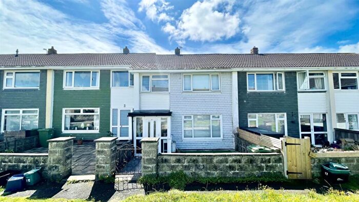 3 Bedroom Terraced House To Rent In Pixie Dell, Braunton, EX33