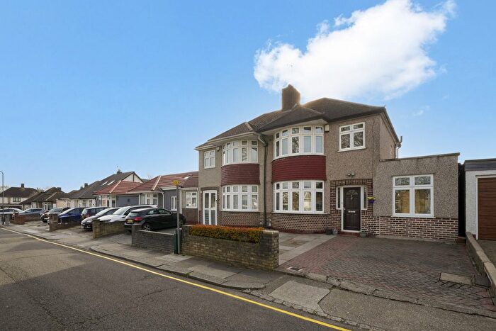 4 Bedroom Semi Detached House For Sale In Linthorpe Avenue, Wembley, Middlesex, HA0