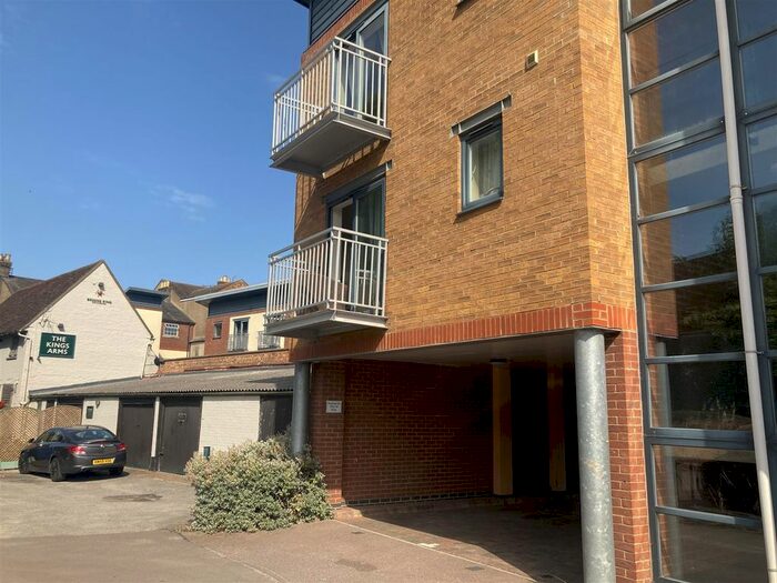 2 Bedroom Flat To Rent In Merchants Court, Bedford, MK42