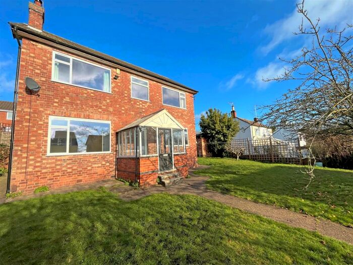 4 Bedroom Detached House To Rent In Thorneywood Rise, Thorneywood, Nottingham, NG3