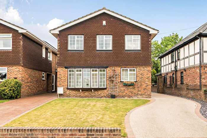 4 Bedroom Detached House For Sale In Priory Avenue, Petts Wood, Orpington, BR5