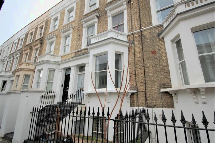 2 Bedroom Flat To Rent In Fulham, London, SW6