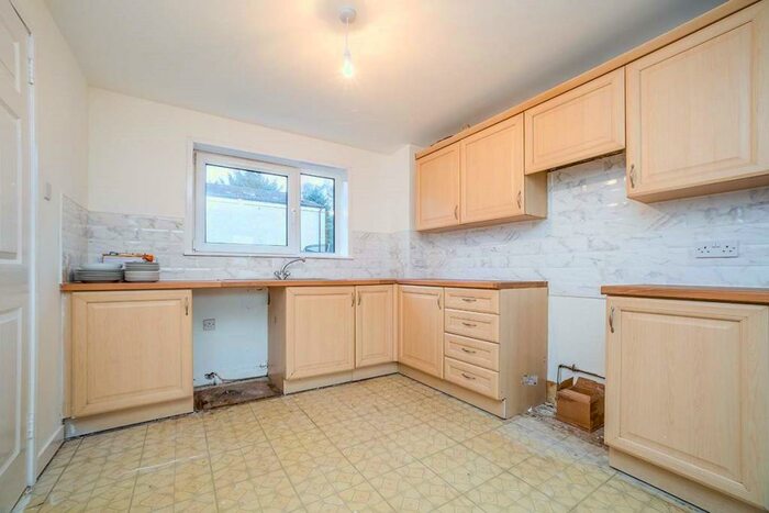 3 Bedroom House To Rent In Gordon Way, Livingston, West Lothian, EH54