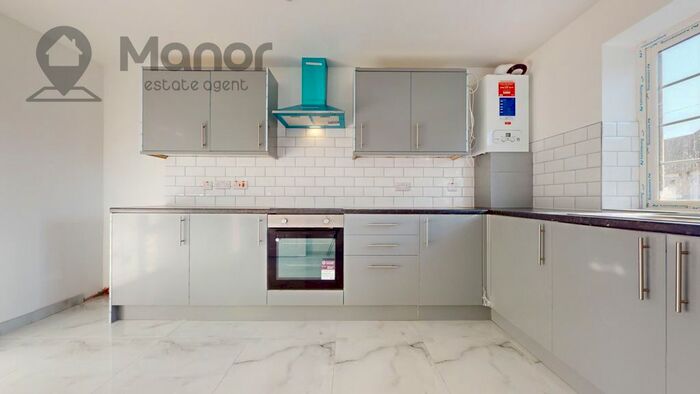 2 Bedroom Flat To Rent In Ilford Lane, Ilford, IG1