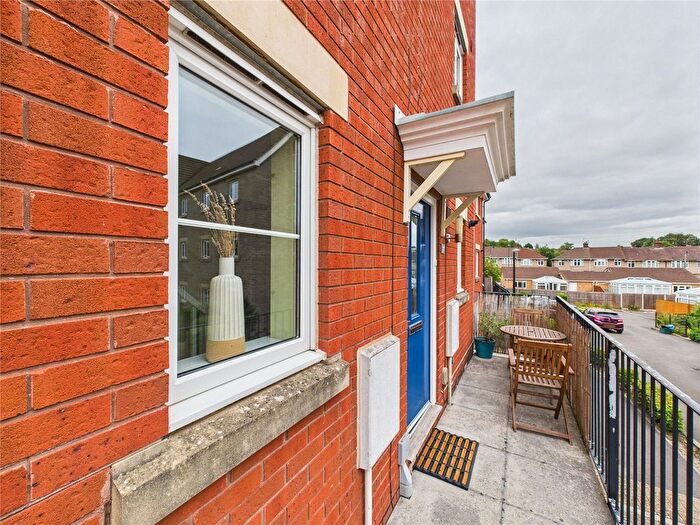 3 Bedroom Terraced House For Sale In Snowberry Walk, Bristol, BS5