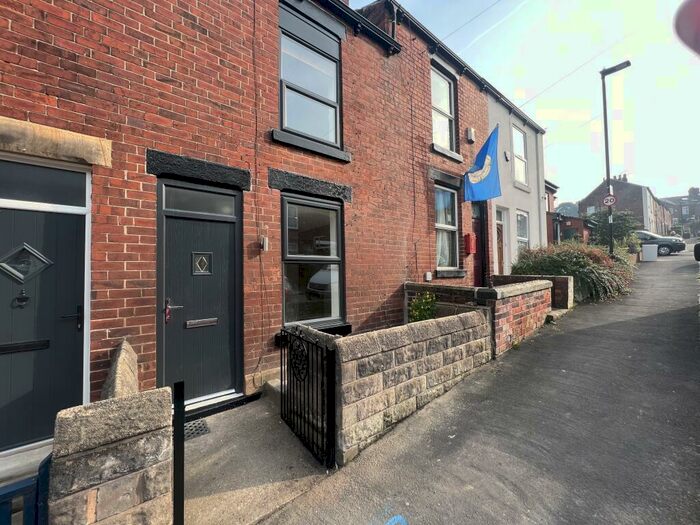 3 Bedroom Terraced House To Rent In Stewart Road, Off Sharrow Vale Road, Sheffield, S11
