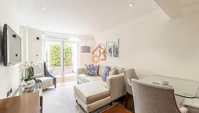 1 Bedroom Flat To Rent In Garden House, - Kensington Gardens Square, London, W2