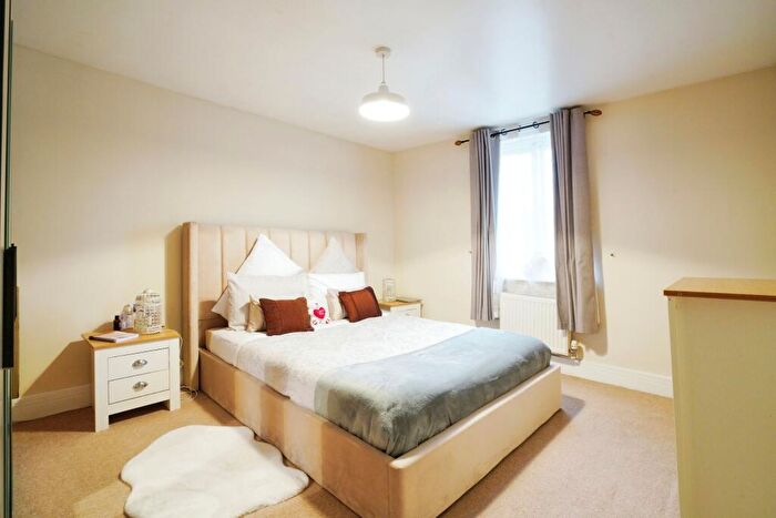2 Bedroom Flat For Sale In Tryelyn, Bodmin, Cornwall, PL31