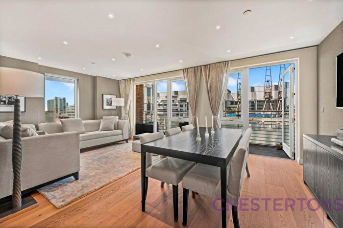 3 Bedroom Flat To Rent In Clonmel Court, Turnberry Quay, E14