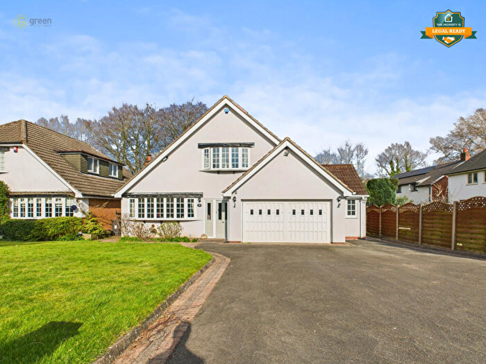 3 Bedroom Detached House For Sale In Belwell Drive, Sutton Coldfield, B74