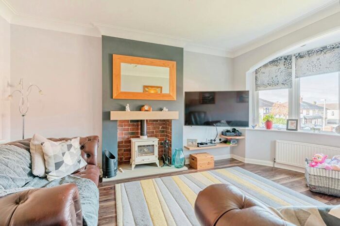 2 Bedroom Bungalow For Sale In Highfield Avenue, Burnley, Lancashire, BB10