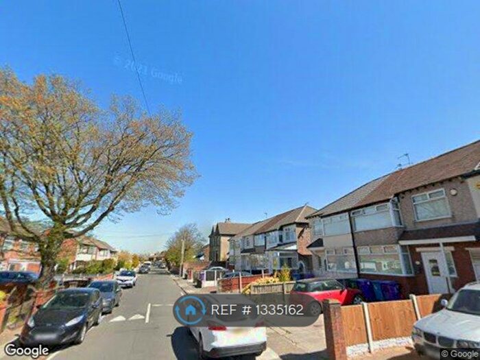 5 Bedroom Semi-Detached House To Rent In Grant Road, Liverpool, L14