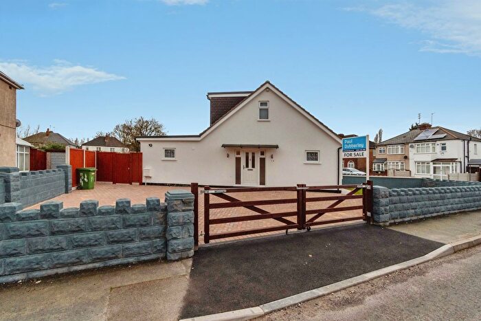 2 Bedroom Semi Detached House For Sale In Nelson Avenue, Bilston, WV14