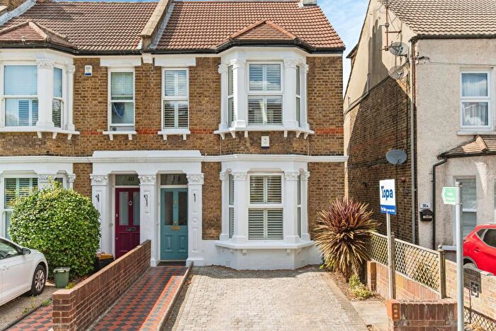 3 Bedroom End Of Terrace House For Sale In Birkbeck Road, Beckenham, BR3