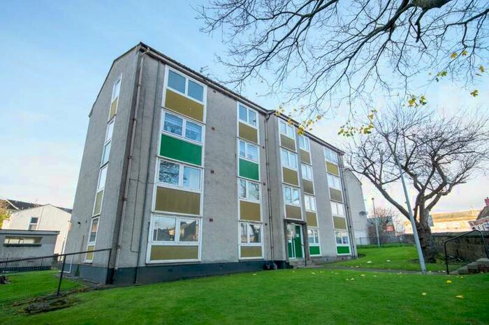 2 Bedroom Flat To Rent In Lacy Street, Paisley, PA1