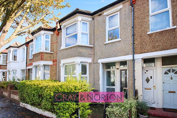 2 Bedroom Maisonette To Rent In Archer Road, South Norwood, SE25