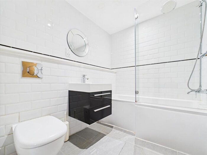 4 Bedroom House To Rent In Rivermead, St. Marys Island, ME4