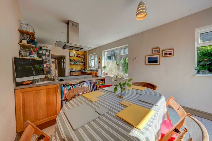 3 Bedroom Terraced House For Sale In Turberville Place, Cardiff, CF11