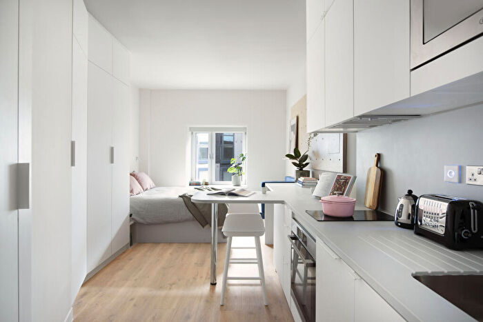 Studio To Rent In The Guild, Walnut Tree Close, Guildford, Surrey, GU1