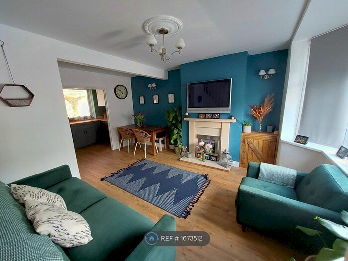 2 Bedroom Terraced House To Rent In St Peters Rise, Bristol, BS13