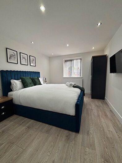 5 Bedroom Terraced House To Rent In Manchester, M14