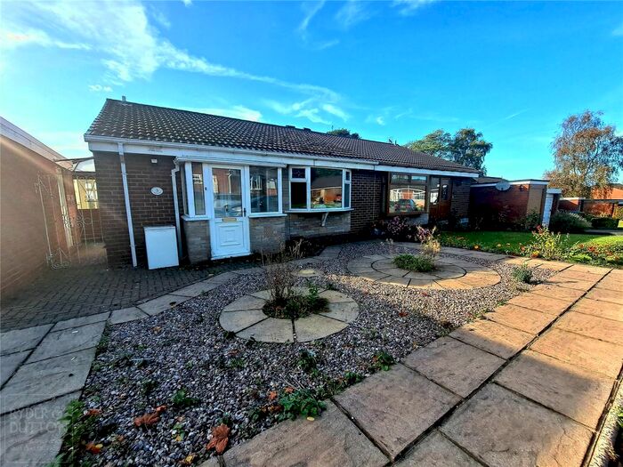 2 Bedroom Bungalow To Rent In Old Road, Dukinfield, SK16