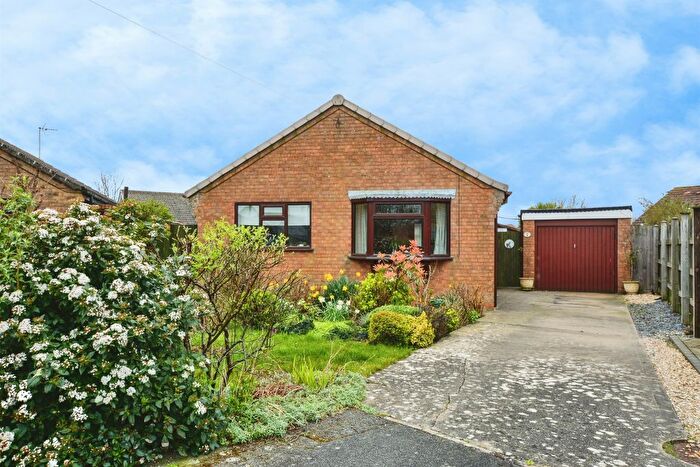 2 Bedroom Detached Bungalow For Sale In Meadowview, Hogsthorpe, Skegness, PE24