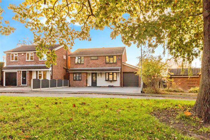 4 Bedroom Detached House For Sale In Greendale Drive, Middlewich, Cheshire, CW10