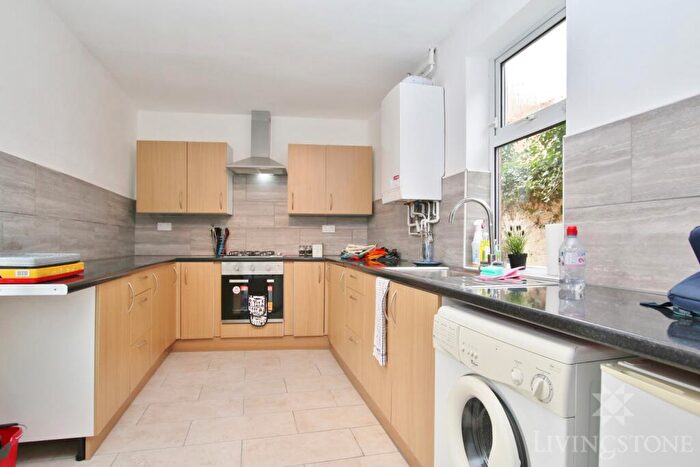 4 Bedroom Terraced House To Rent In Adderley Road, LE2