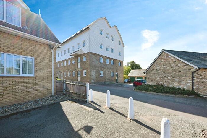 2 Bedroom Apartment For Sale In Roydon Mill, Roydon, Harlow, CM19