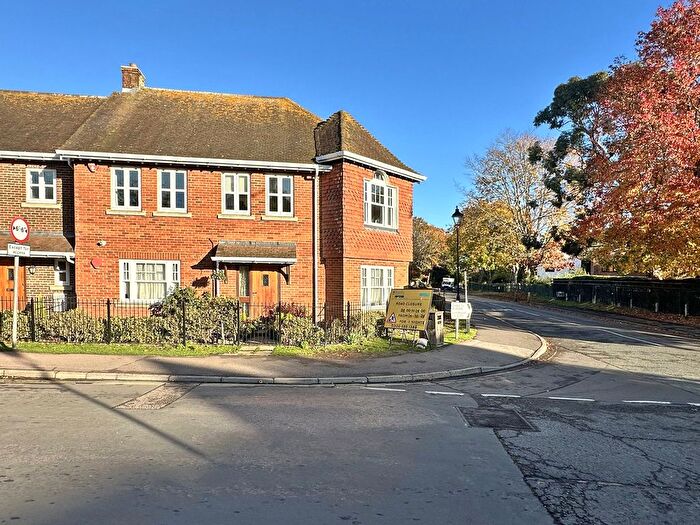 2 Bedroom Flat For Sale In Brookley Road, Brockenhurst, Hampshire, SO42