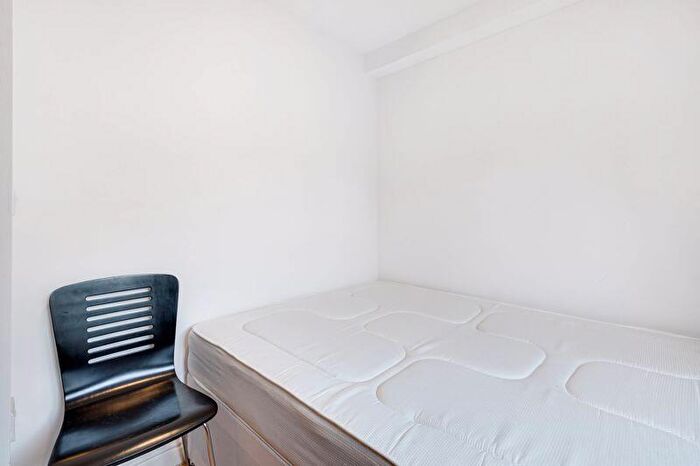 1 Bedroom Flat To Rent In City Road, EC1V