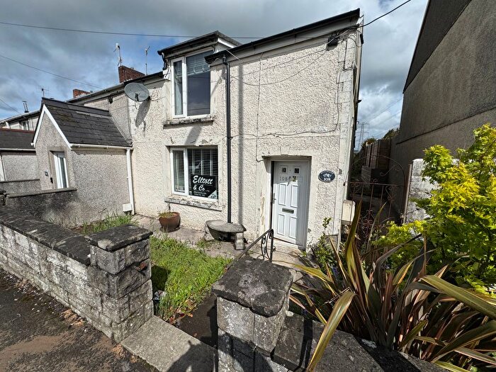 3 Bedroom Cottage For Sale In High Street, Bridgend, CF33