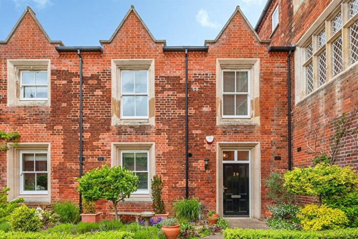 4 Bedroom Terraced House For Sale In Donthorn Court, Aylsham, Norwich, NR11
