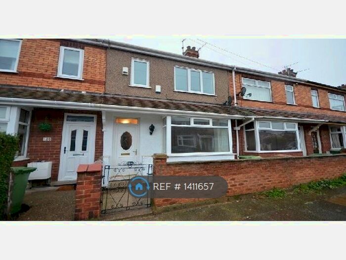 3 Bedroom Terraced House To Rent In Spring Bank, Grimsby, DN34