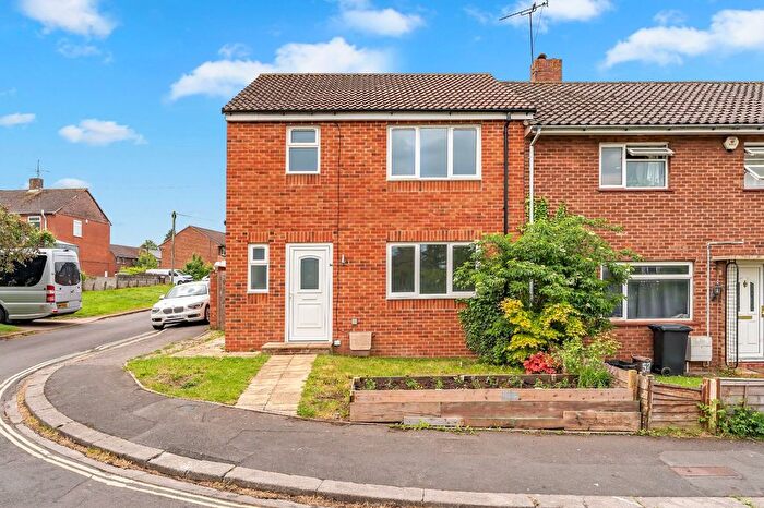 3 Bedroom End Terrace House For Sale In Pendock Road, Bristol, BS16