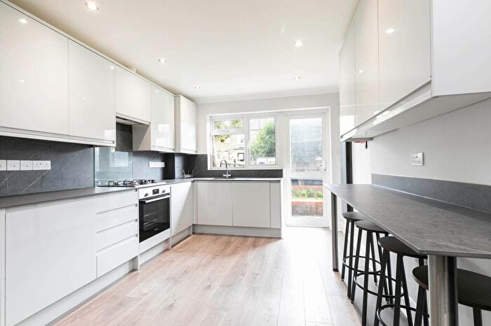 5 Bedroom Terraced House To Rent In Burnley Road, London, NW10