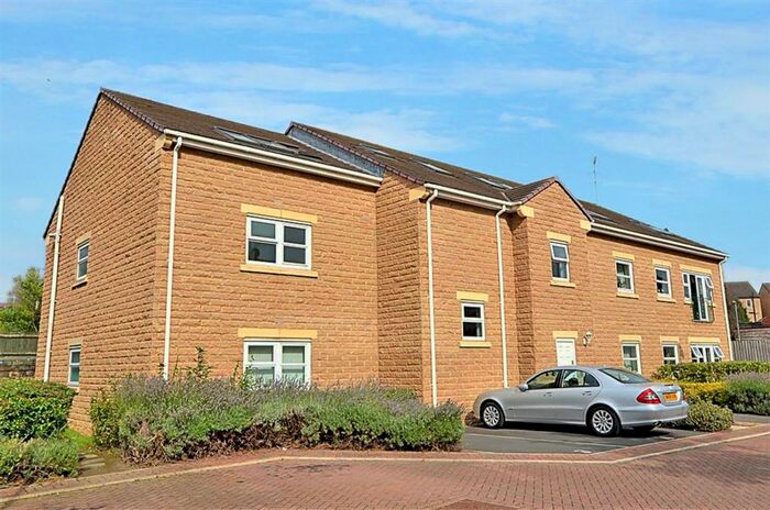 2 Bedroom Flat To Rent In Wentworth Mews, Ackworth, WF7