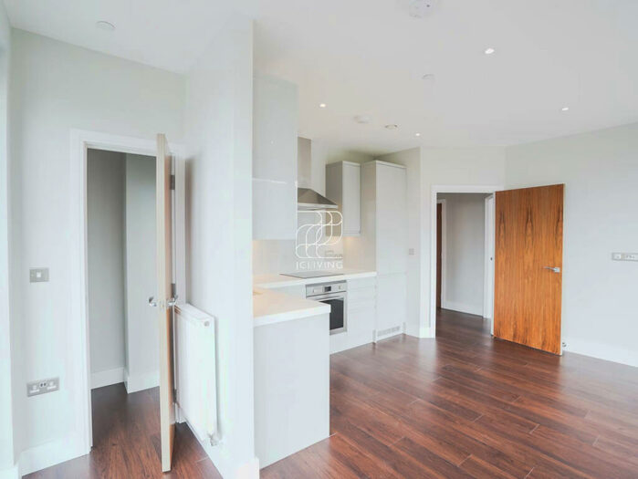 1 Bedroom Flat To Rent In , E14