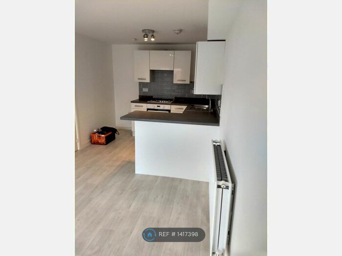 1 Bedroom Flat To Rent In Jenner Boulevard, Emersons Green, Bristol, BS16