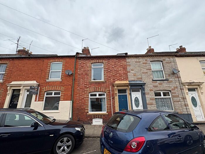 2 Bedroom Property To Rent In Dunster Street, Northampton, NN1