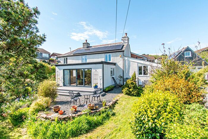 4 Bedroom Detached House For Sale In Higher Road, Pensilva, PL14